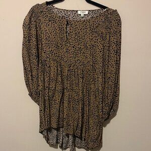 Umgee Animal Print Blouse size Medium